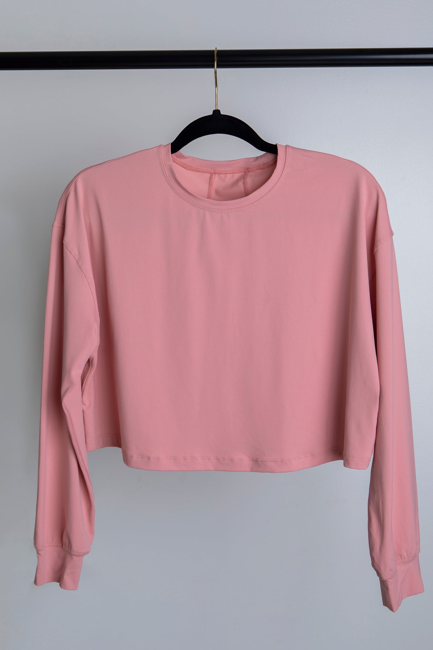 Cropped the Long-Sleeve Tee